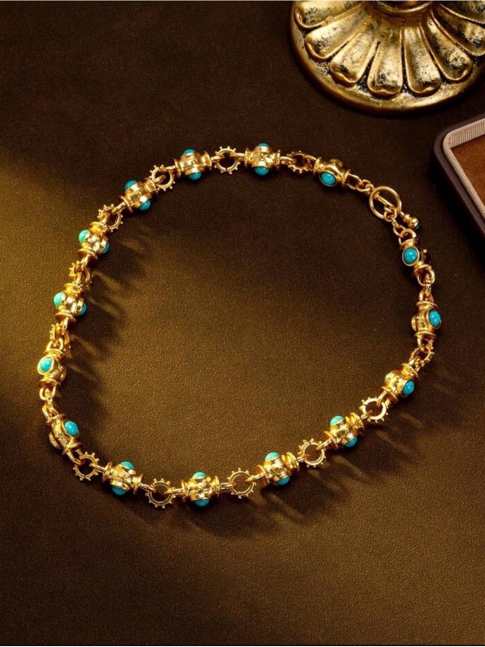 Retro faux turquoise necklace